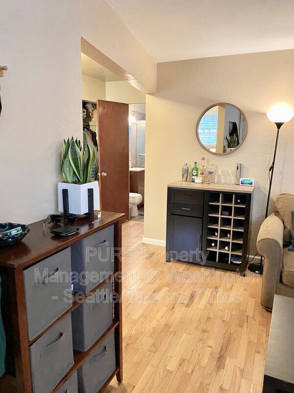 Foto del edificio - 3514 Ashworth Ave N