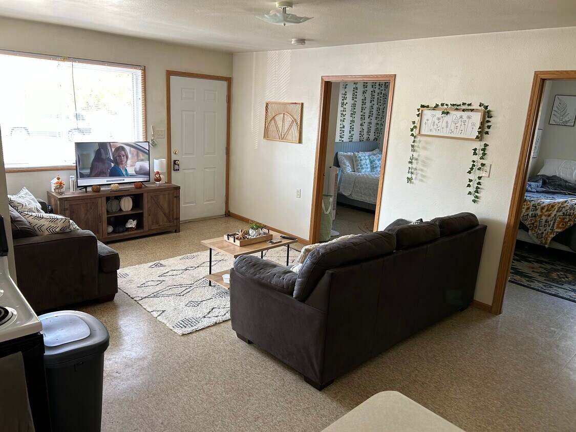 Foto principal - 1122 W 20th St