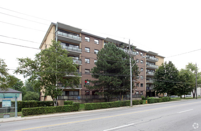 Photo du bâtiment - Bedford Towers