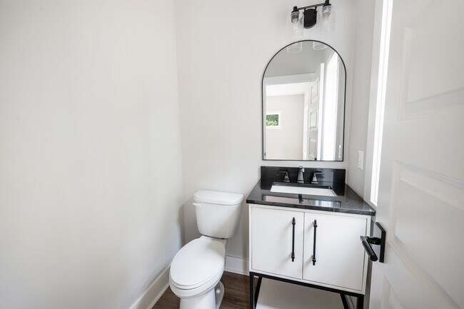 Foto del edificio - 415 Kershaw Dr