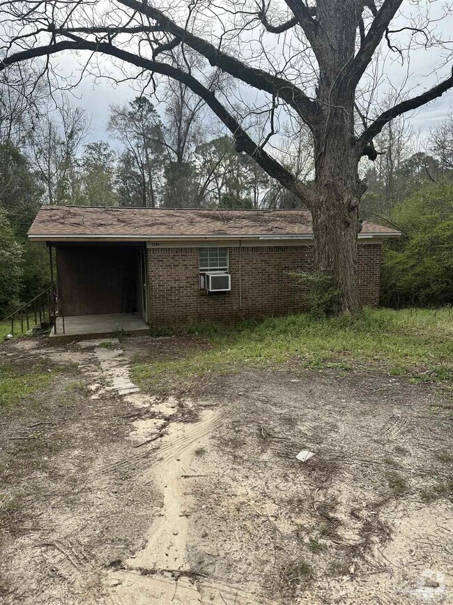 Building Photo - 7140 N Century Blvd
