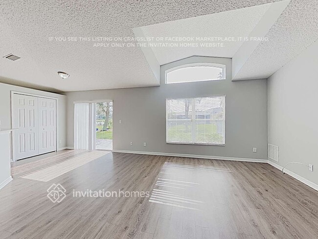 Foto del edificio - 4831 Manchester Dr