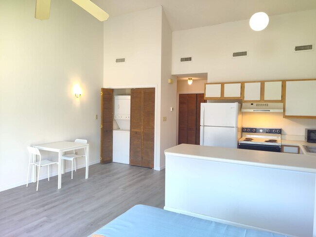 Foto del edificio - 510 Fairwood Lakes Dr