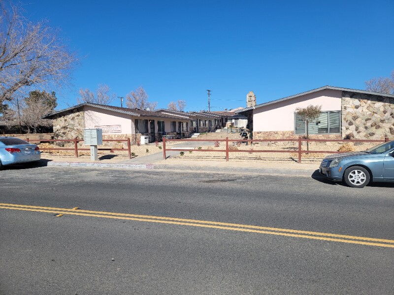 Foto principal - 19170 CA-18