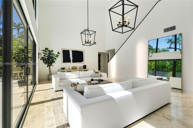 Foto del edificio - 3782 El Prado Blvd