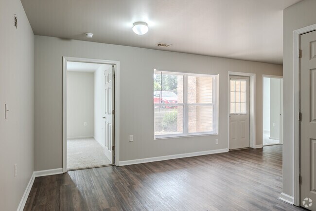 3 habitaciones, 2 baños, 1145 pies cuadrados, comedor - Swift Creek Apartments