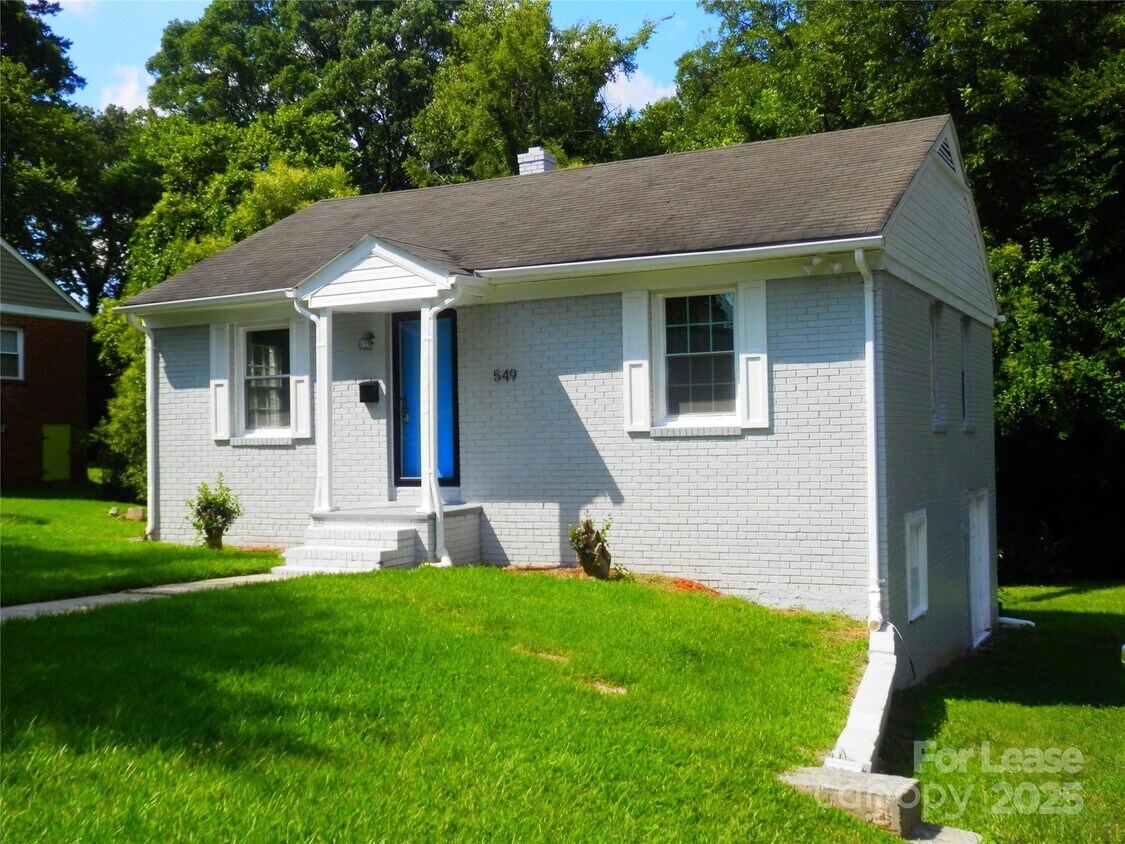 Foto principal - 549 Bowman Rd
