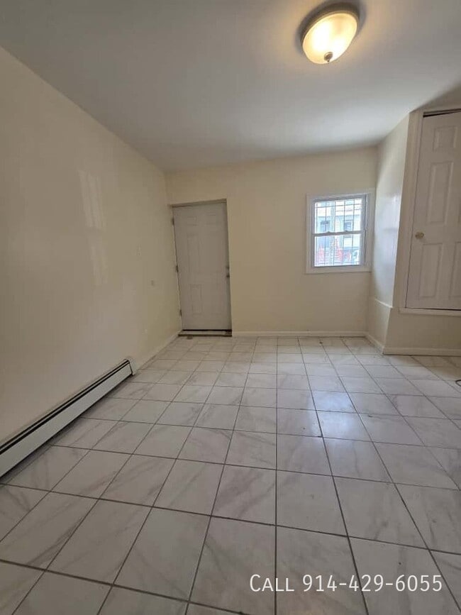 Photo - 149 Waverly St Apartment