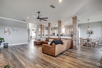 Building Photo - 4308 Enchanted Oaks Dr