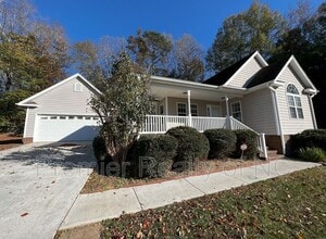 Building Photo - 118 Carters Ridge Rd