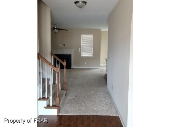 Building Photo - 3120 Elgin Dr