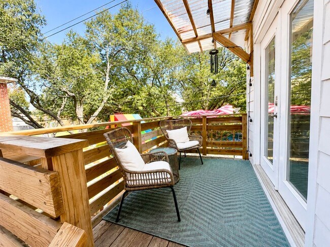 Foto del edificio - 3906 McDuffie St