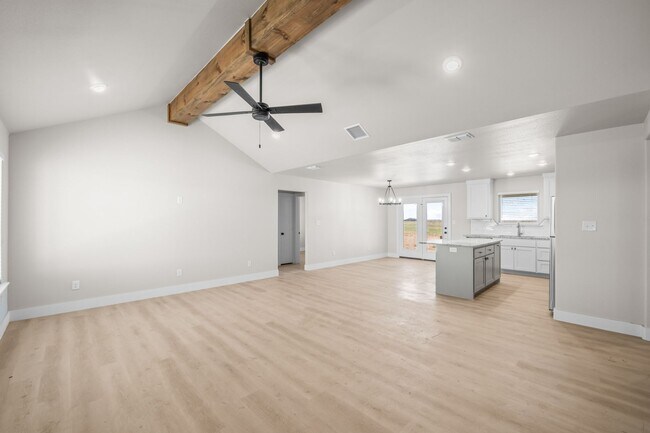 Foto del edificio - 10611 East C R 7400