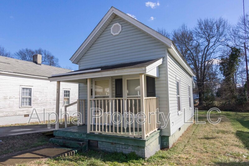 Foto principal - 109 4th St