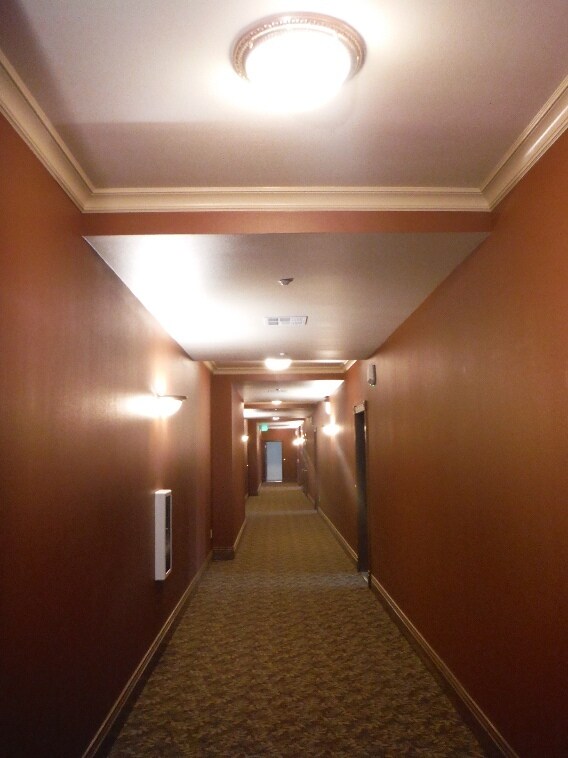 Foto del edificio - 223 N Irwin St