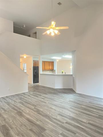 Foto del edificio - 1309 Heather Brook Dr