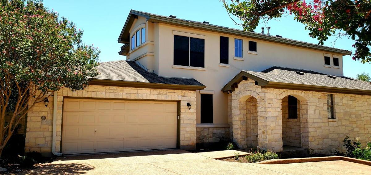 Primary Photo - 8230 Spicewood Springs Rd