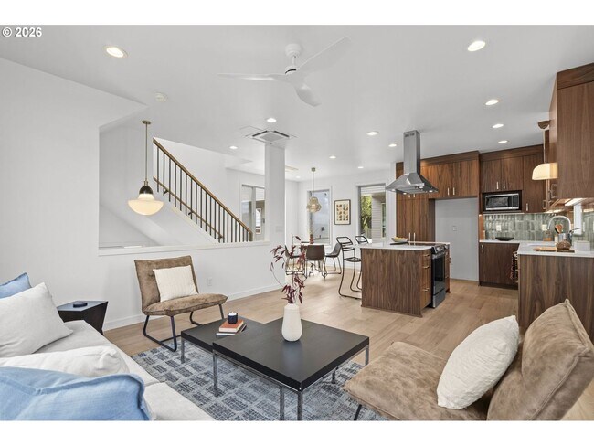 Building Photo - BRAND NEW stylish and modern Mt. Tabor stunner! Pre-lease now for June 19th!
