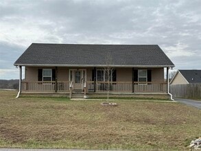Building Photo - 17 Christopher Ave
