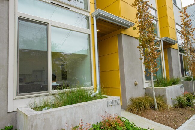 Photo - 1412 20th Ave (Seattle, WA) Townhome