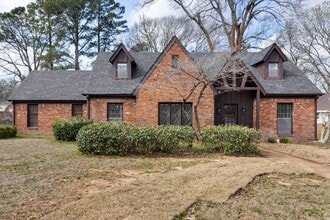 Building Photo - 1741 Magnolia Tree Rd