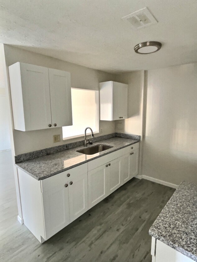 Coachwood Apartments 30893099 McHenry Cincinnati, OH