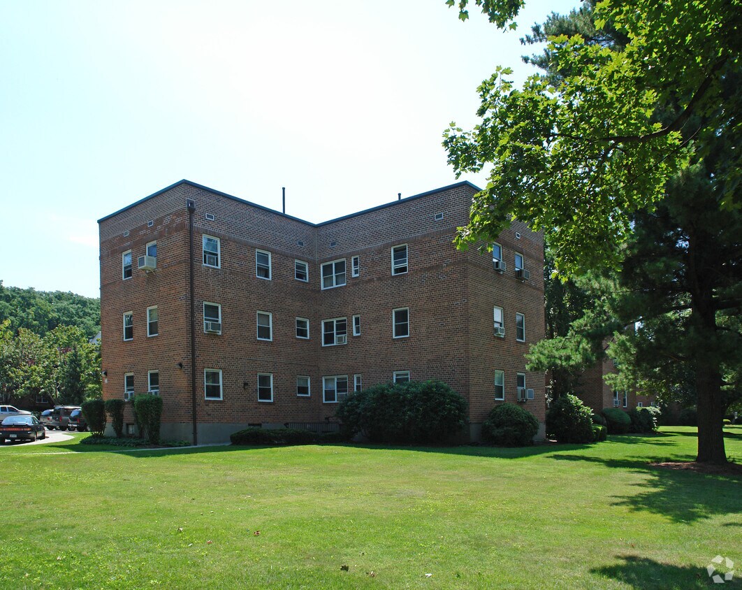 Primary Photo - Tappan Manour Condominium