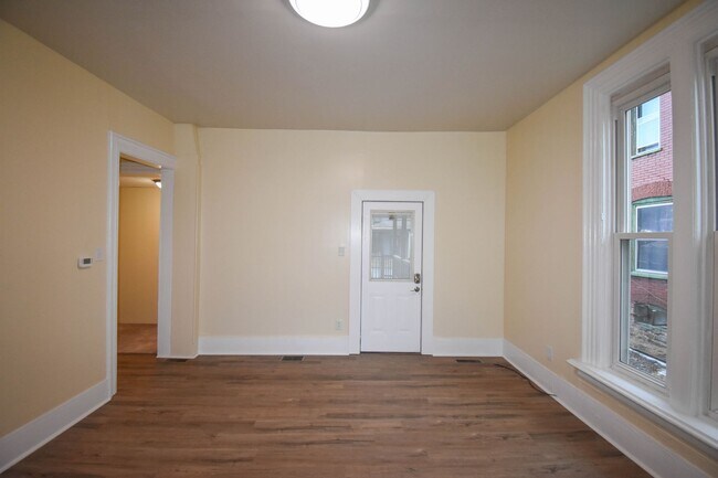 Building Photo - RCAR114-116