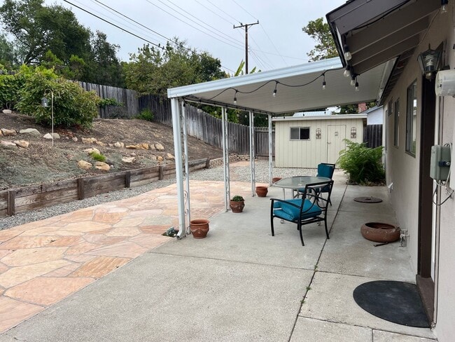 Building Photo - Goleta 3 Bedroom Home