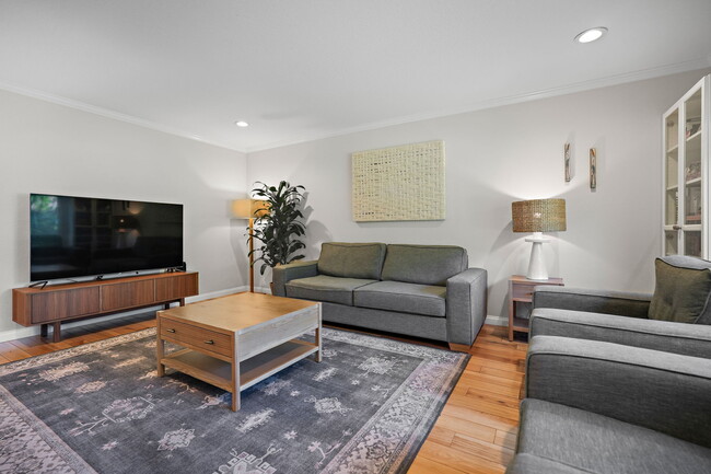 Foto del edificio - 24529 Starlight Ln