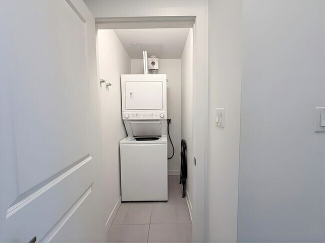 Photo du bâtiment - 125 Shoreview Pl