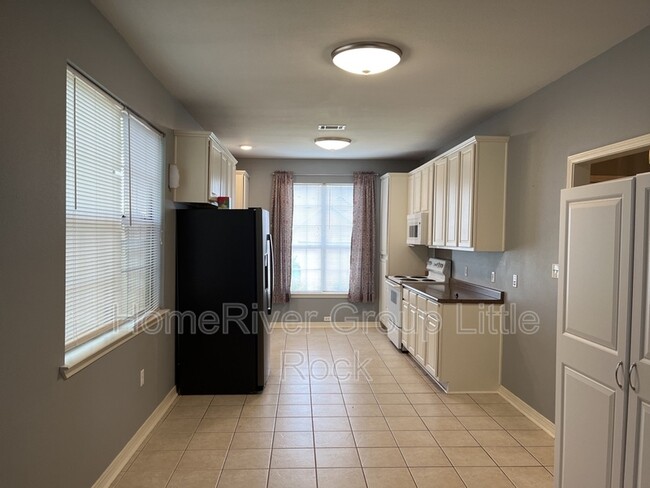Foto del edificio - 2106 Wilson Rd