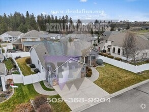 Building Photo - 16513 E 9th Ln