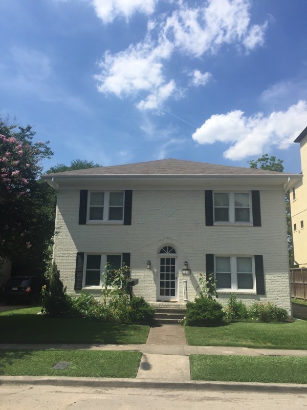 Primary Photo - 1236 W Bell St