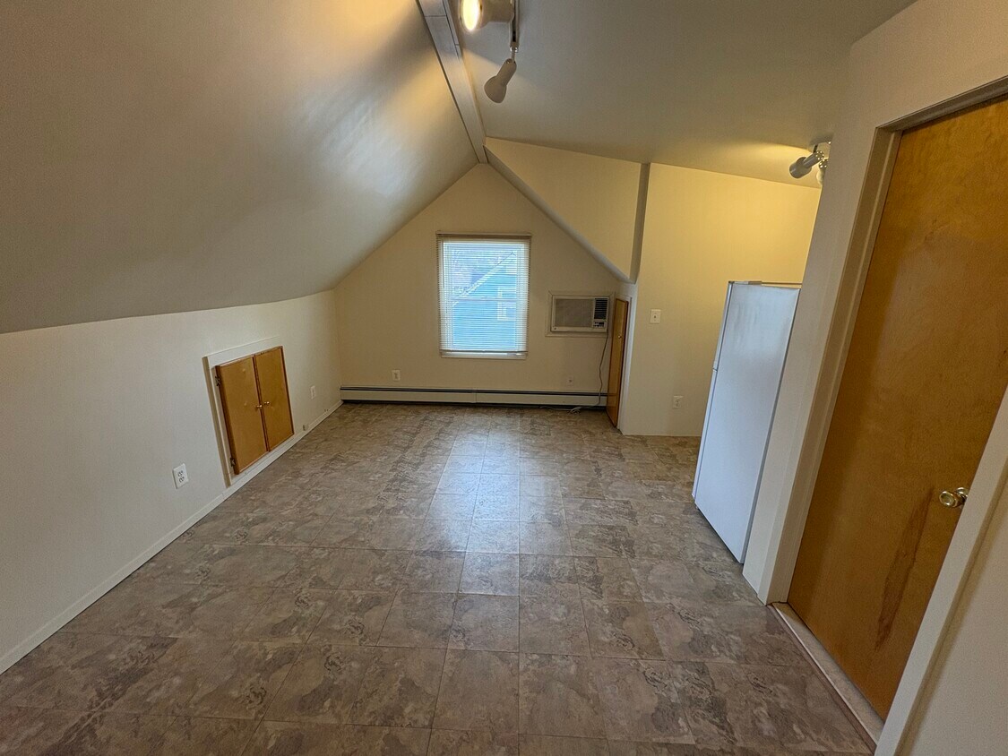 Foto del edificio - 54 Francine Ave