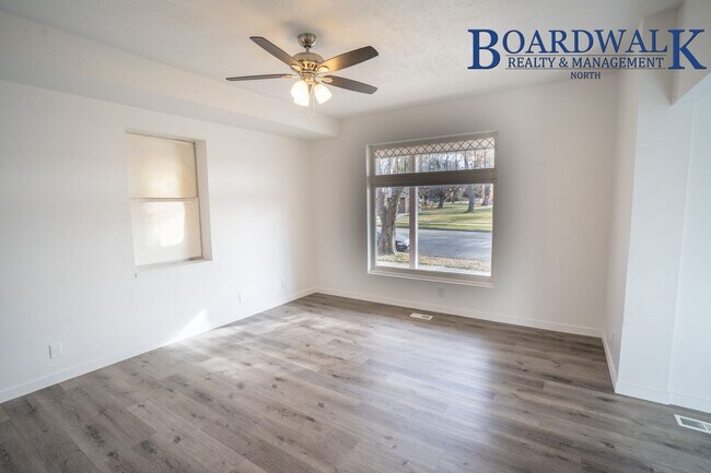 Foto del edificio - 630 24th St