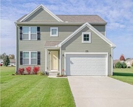 Building Photo - 334 Saddlebrook Dr