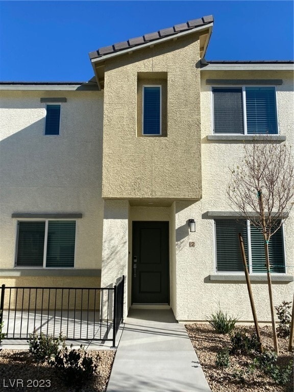 Building Photo - 12285 Glass Desert Rd