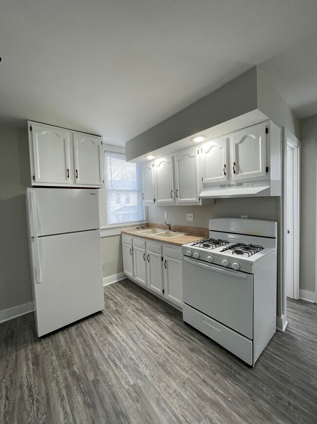 Foto del edificio - 1023-1025 Cincinnati-JEFFRIDER