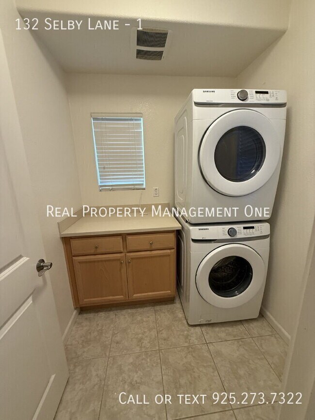 Foto del edificio - 132 Selby Lane