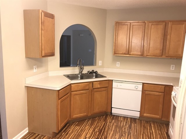 Foto del edificio - 2902 Edgefield Ct SW