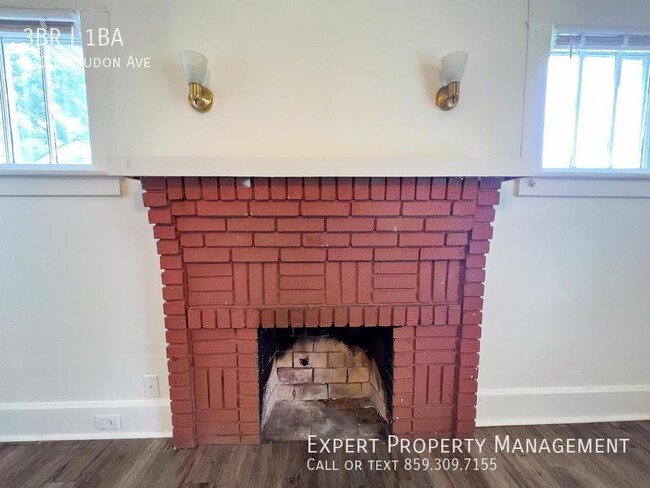 Foto del edificio - 530 E Loudon Ave