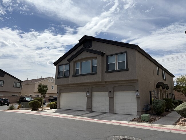 Building Photo - 4617 Dealers Choice Way
