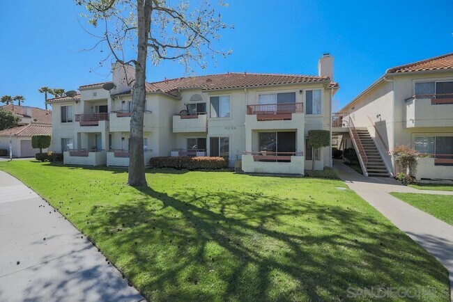 Foto del edificio - 400 Stoney Point Way