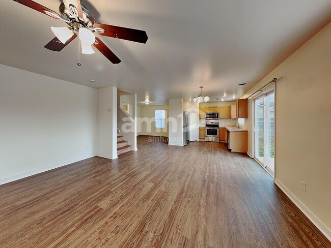 Foto del edificio - 19637 Cumberland Way