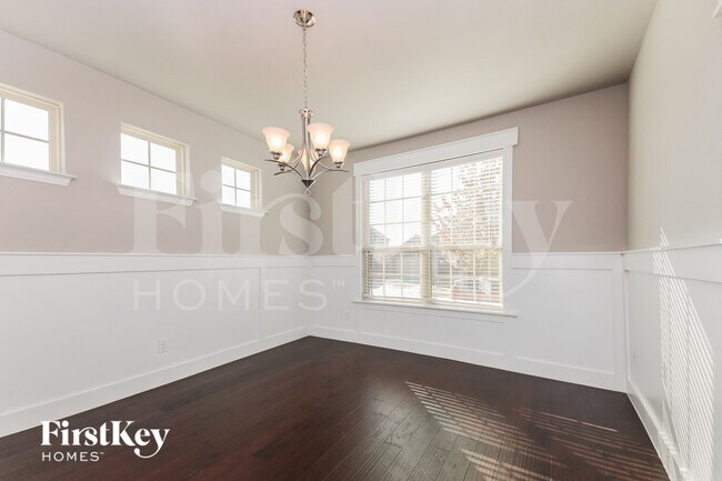 Building Photo - 1208 Caney Creek Ln