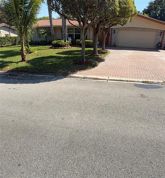 Building Photo - 3881 NW 100th Ave