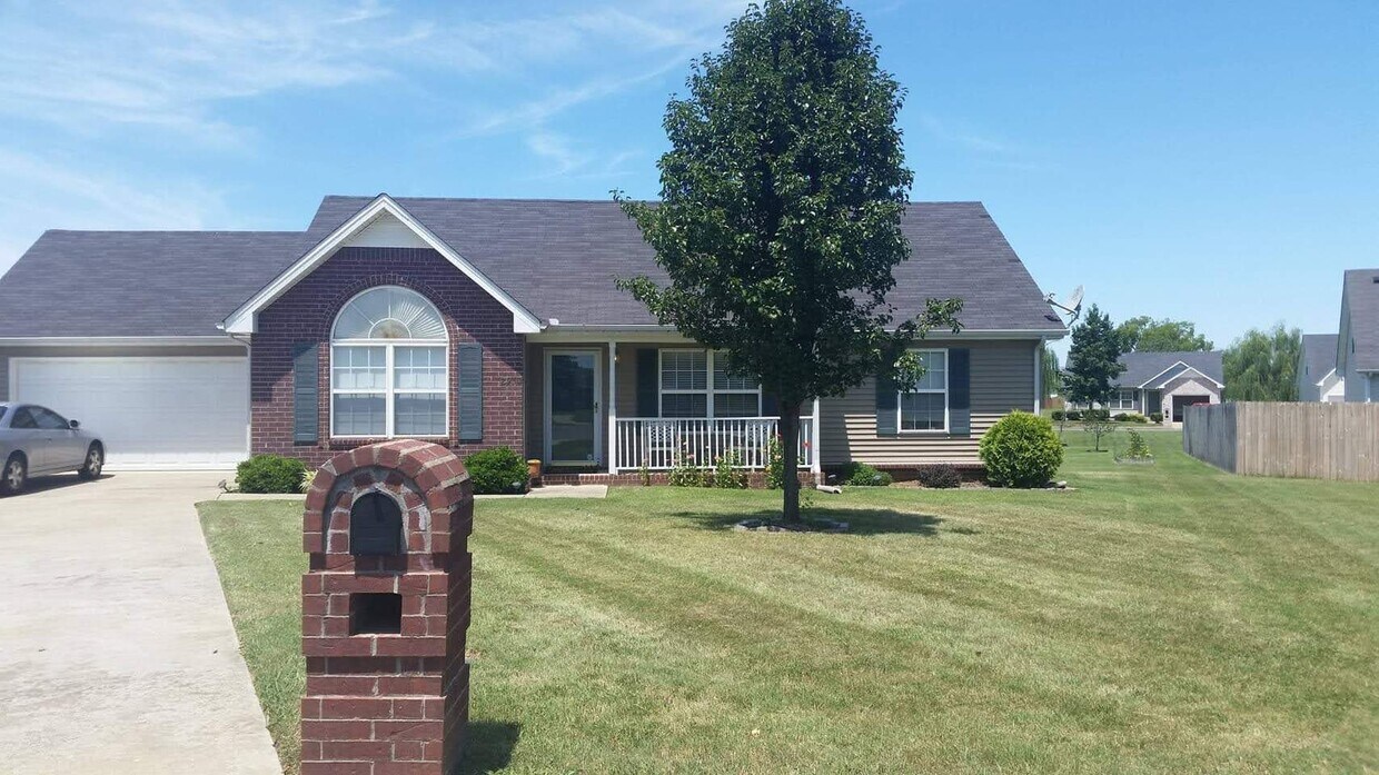 2950 Windemere Dr, Murfreesboro, TN 37128 House for Rent in