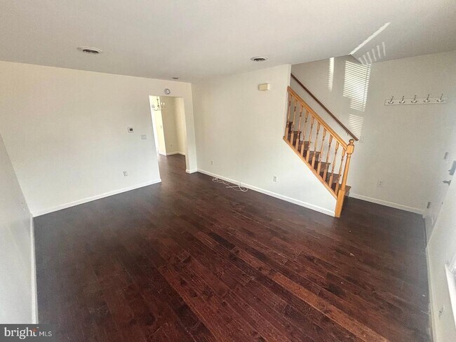 Foto del edificio - 3576 Edgemont St