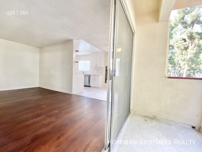 Foto del edificio - 7010 Lanewood Ave